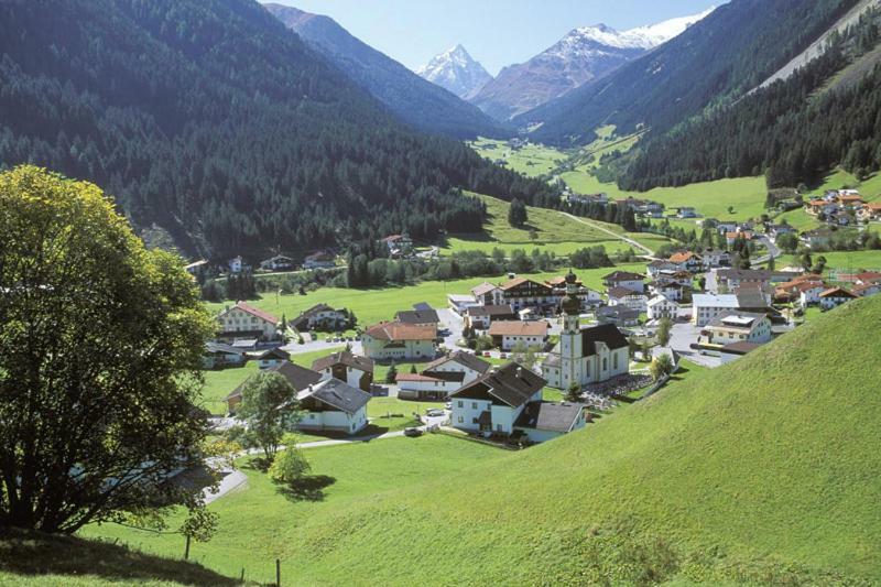 Apartments Weissstein กรีส อิม เซลเรน ภายนอก รูปภาพ