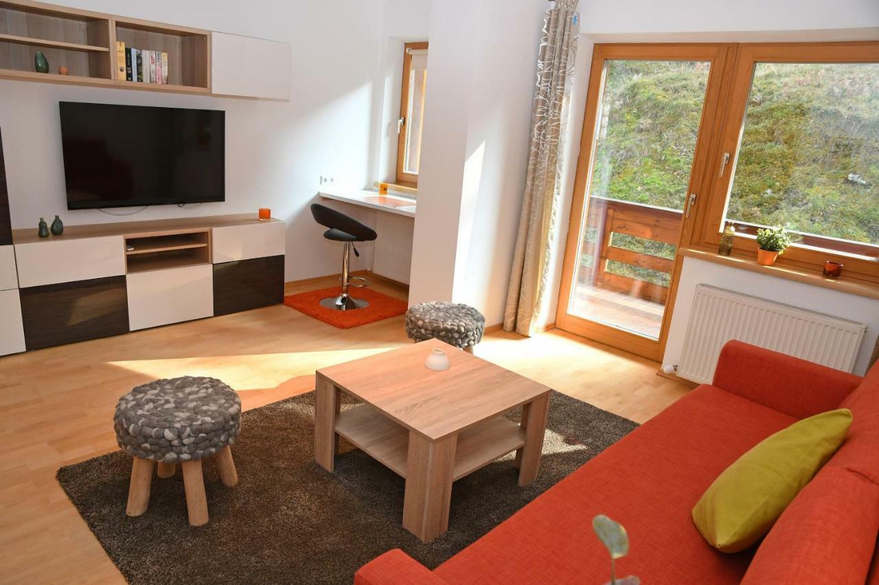 Apartments Weissstein กรีส อิม เซลเรน ภายนอก รูปภาพ